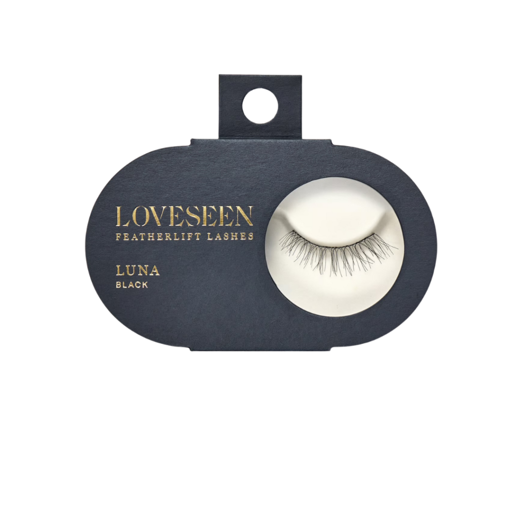 LoveSeen false eyelashes.